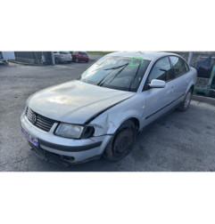 Retroviseur gauche VOLKSWAGEN PASSAT 4