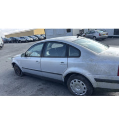 Retroviseur gauche VOLKSWAGEN PASSAT 4