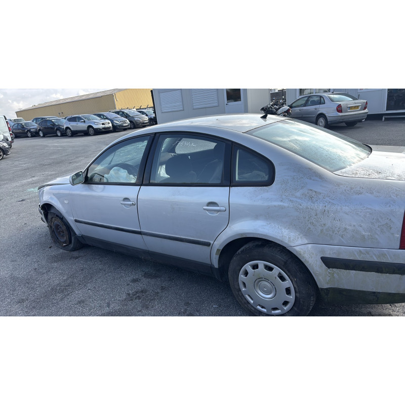 Retroviseur gauche VOLKSWAGEN PASSAT 4 Photo n°12