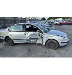 Retroviseur gauche VOLKSWAGEN PASSAT 4