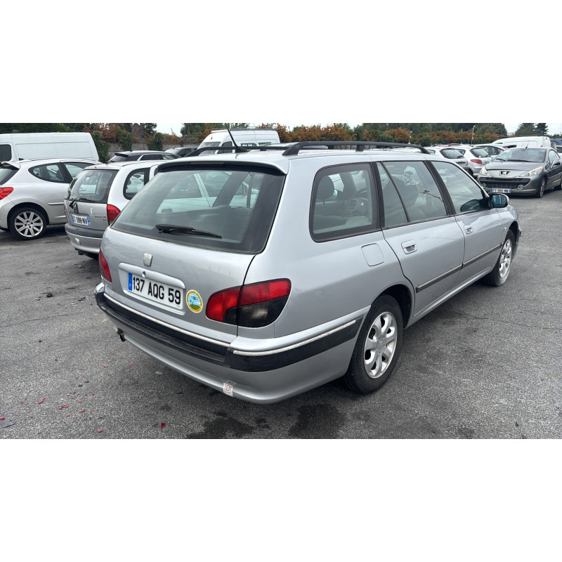 Feu arriere secondaire gauche (feux) PEUGEOT 406 Photo n°7