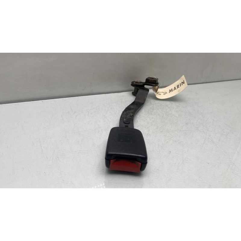 Attache ceinture avant gauche VOLKSWAGEN GOLF 4 Photo n°3