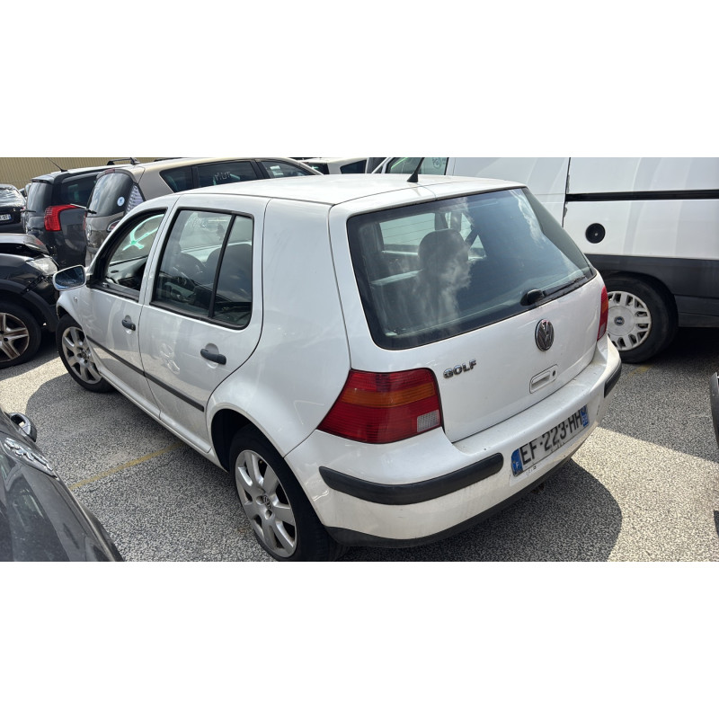 Attache ceinture avant gauche VOLKSWAGEN GOLF 4 Photo n°7