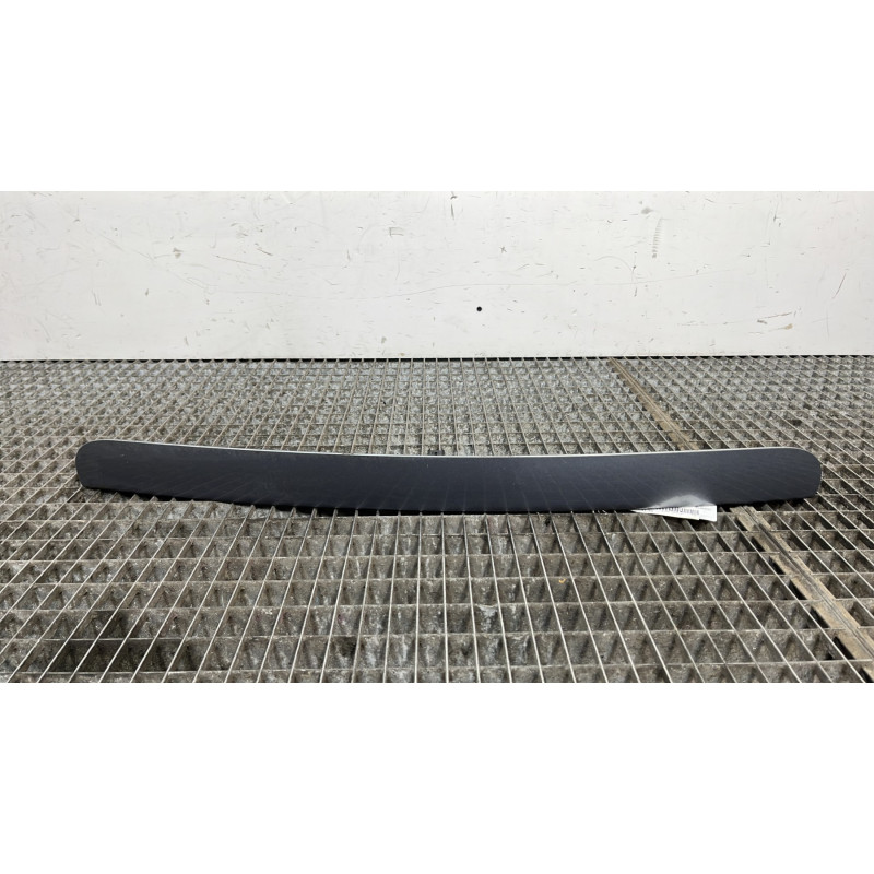 Baguette de coffre PEUGEOT 207 Photo n°1