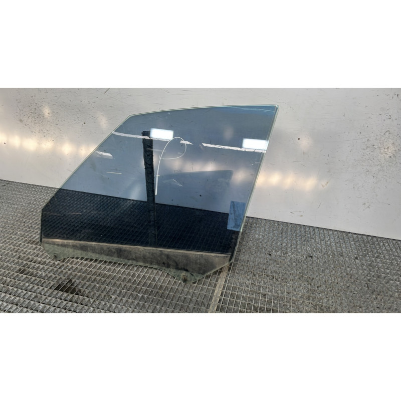 Vitre avant gauche CITROEN C4 GRAND PICASSO 1 Photo n°3