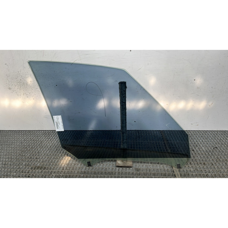 Vitre avant gauche CITROEN C4 GRAND PICASSO 1 Photo n°4