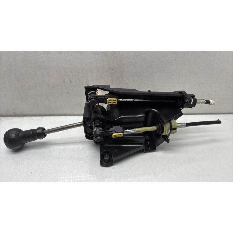 Levier de vitesses CITROEN C4 GRAND PICASSO 1 Photo n°4
