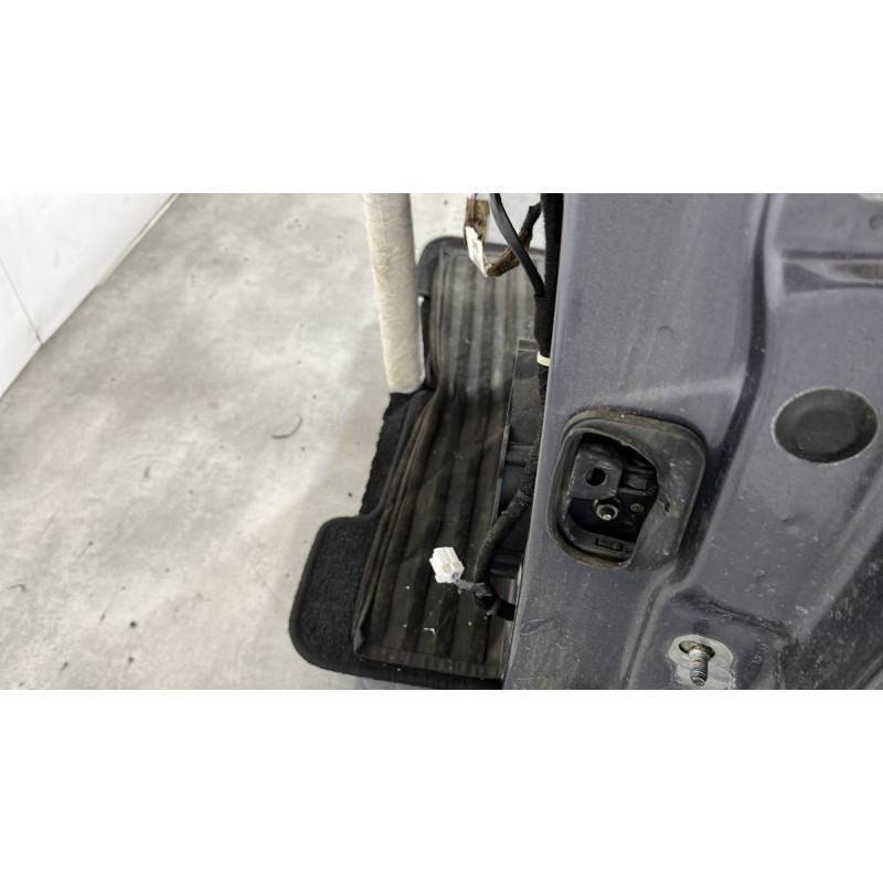 Porte arriere gauche RENAULT LATITUDE Photo n°3