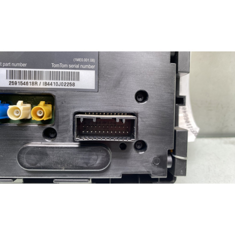 Ecran GPS RENAULT LATITUDE Photo n°4