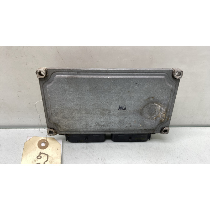 Calculateur moteur RENAULT LATITUDE Photo n°4