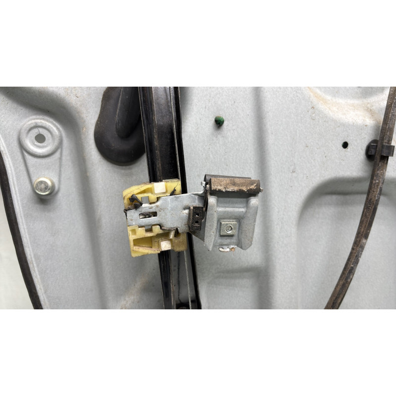 Leve vitre electrique avant droit VOLKSWAGEN TOURAN 1 Photo n°4