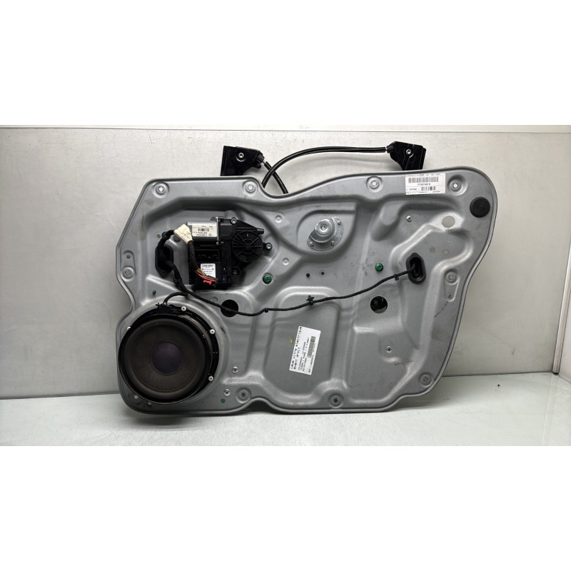 Leve vitre electrique avant droit VOLKSWAGEN TOURAN 1 Photo n°5