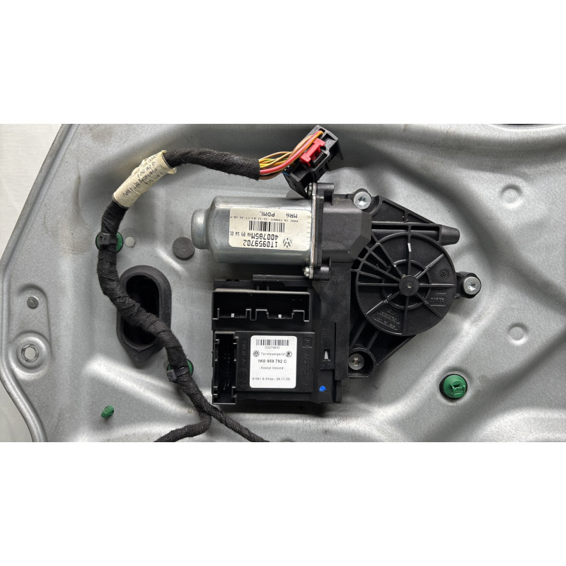 Leve vitre electrique avant droit VOLKSWAGEN TOURAN 1 Photo n°6