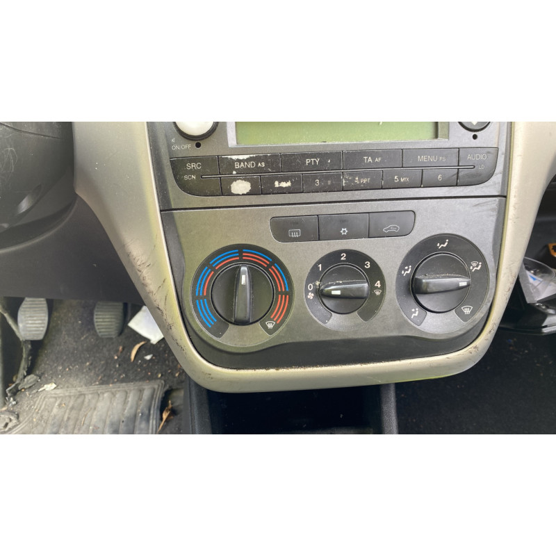 Pare choc avant FIAT PUNTO EVO 3 Photo n°20