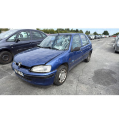 Vitre arriere gauche PEUGEOT 106