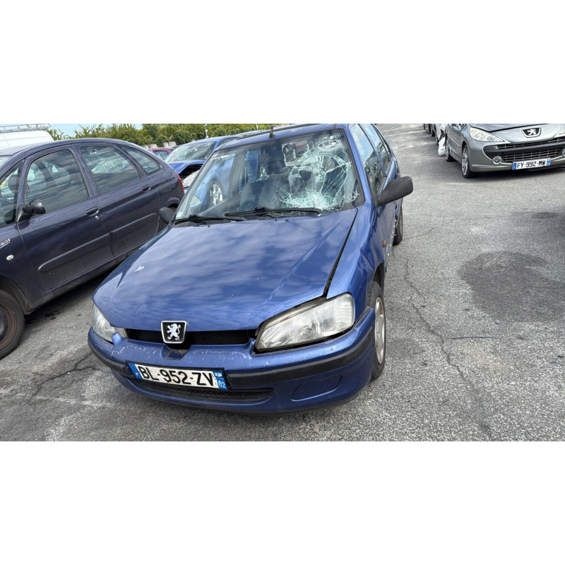 Vitre arriere gauche PEUGEOT 106 Photo n°12