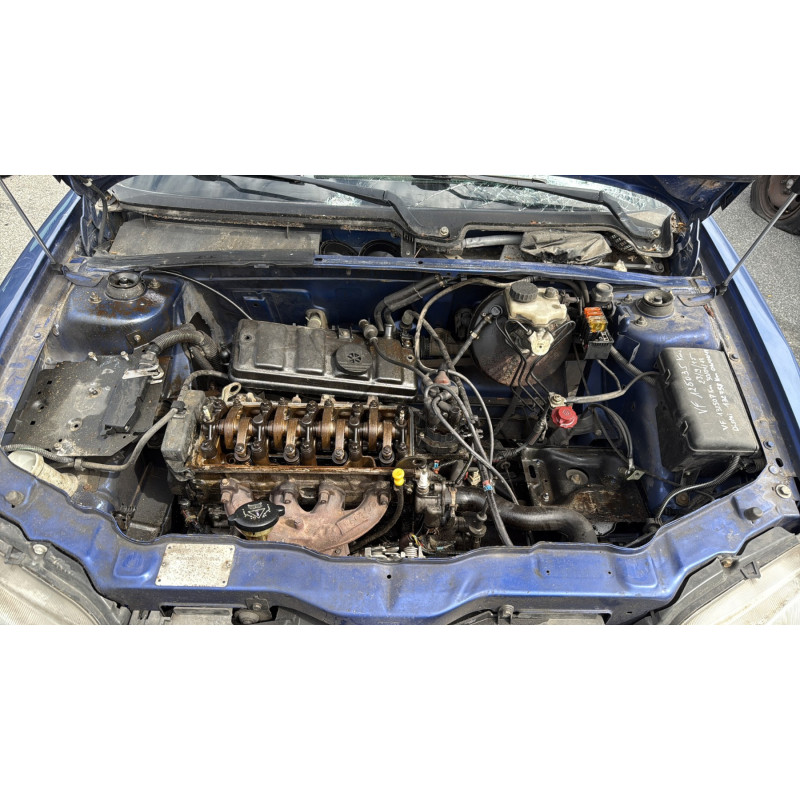 Vitre arriere gauche PEUGEOT 106 Photo n°14