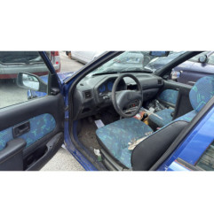Vitre arriere gauche PEUGEOT 106