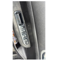 Vitre avant gauche PEUGEOT 307