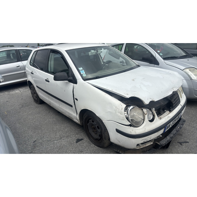 Attache ceinture avant droit VOLKSWAGEN POLO 4 Photo n°5