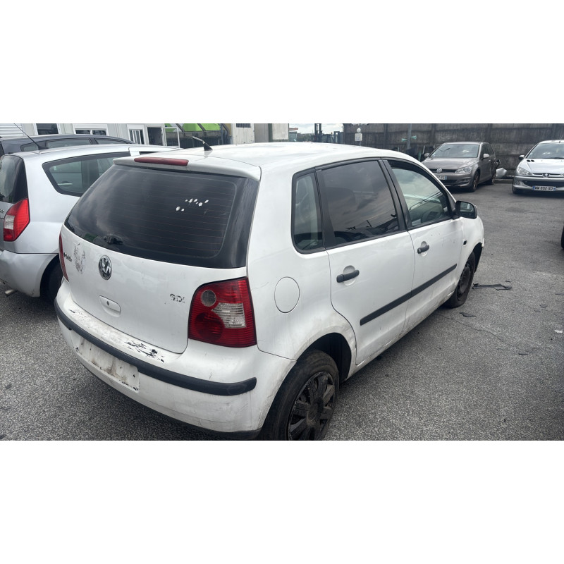 Attache ceinture avant droit VOLKSWAGEN POLO 4 Photo n°6