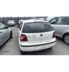 Attache ceinture avant droit VOLKSWAGEN POLO 4