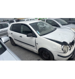 Attache ceinture avant droit VOLKSWAGEN POLO 4