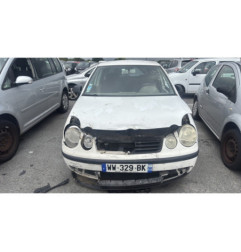 Attache ceinture avant droit VOLKSWAGEN POLO 4
