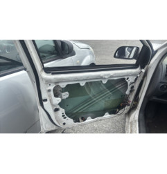 Attache ceinture avant droit VOLKSWAGEN POLO 4