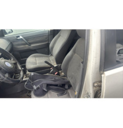 Attache ceinture avant droit VOLKSWAGEN POLO 4