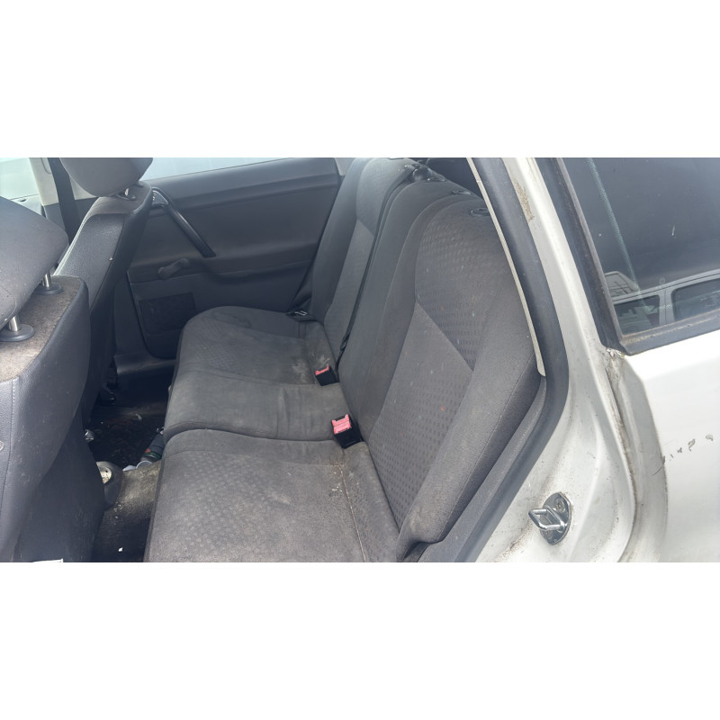 Attache ceinture avant droit VOLKSWAGEN POLO 4 Photo n°14
