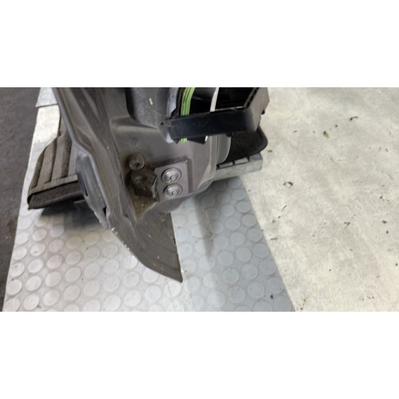 Porte avant droit RENAULT SAFRANE Photo n°4