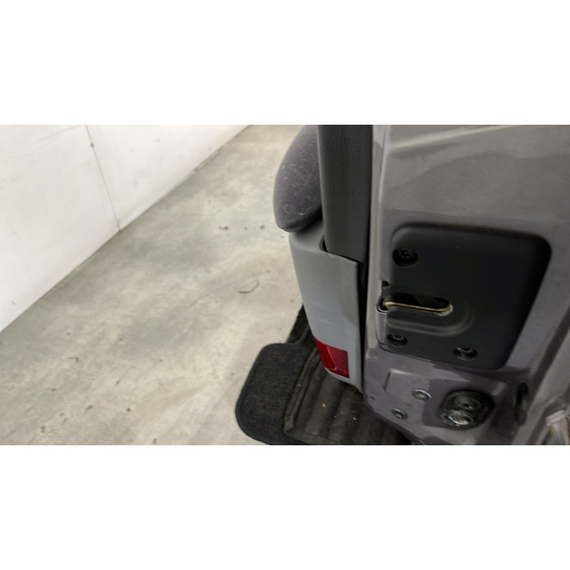 Porte avant droit RENAULT SAFRANE Photo n°6