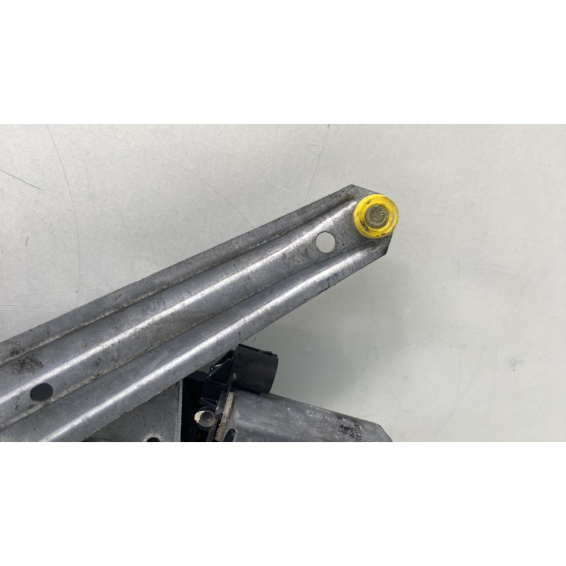 Leve vitre electrique avant gauche RENAULT SAFRANE Photo n°4