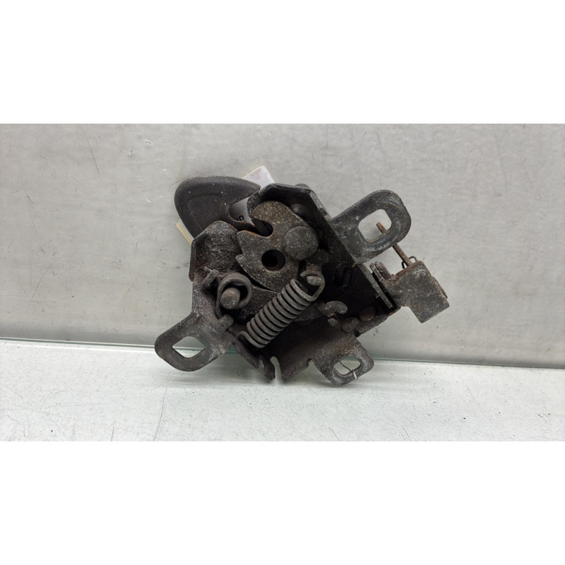 Fermeture de capot FIAT STILO Photo n°2