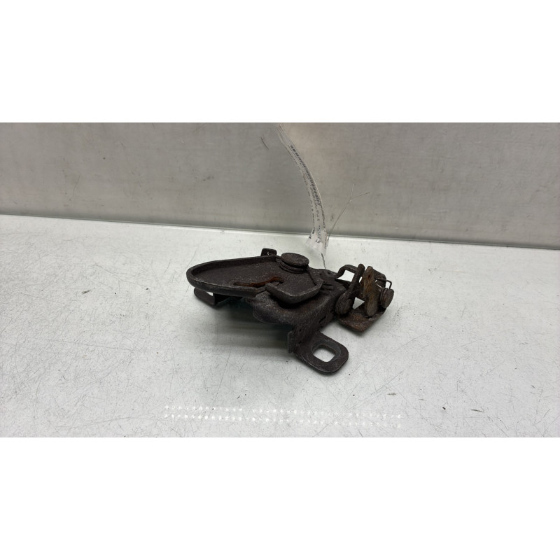 Fermeture de capot FIAT STILO Photo n°3