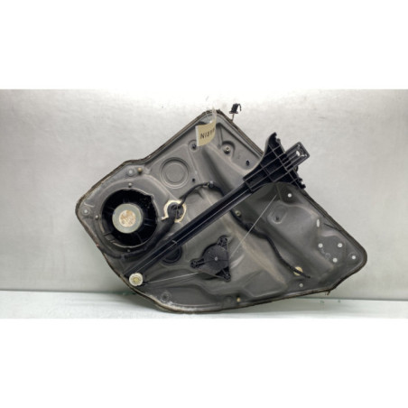 Leve vitre electrique arriere gauche VOLKSWAGEN GOLF 4 Photo n°1