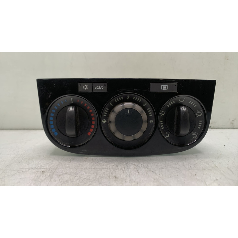 Commande chauffage OPEL CORSA D Photo n°1