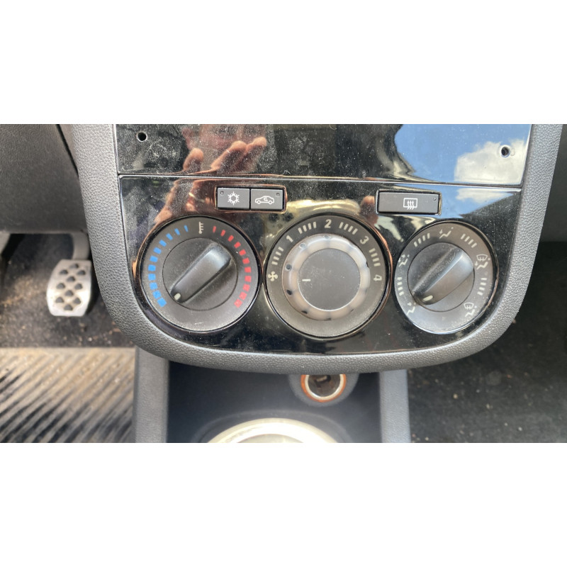 Commande chauffage OPEL CORSA D Photo n°10