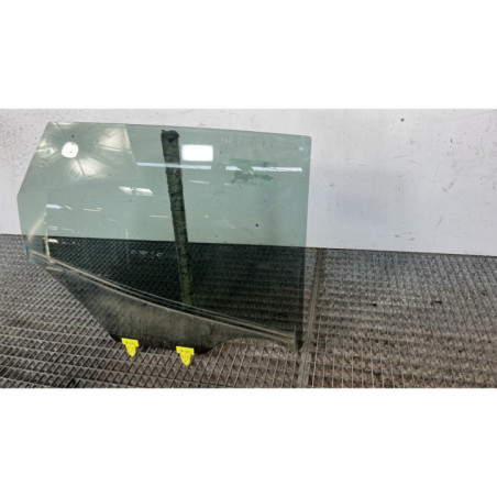 Vitre arriere droit RENAULT KADJAR
