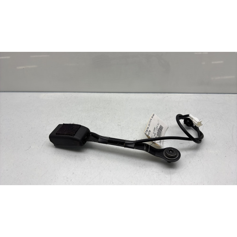 Attache ceinture avant gauche RENAULT KADJAR Photo n°1
