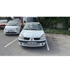 Vitre avant gauche RENAULT CLIO 2 CAMPUS