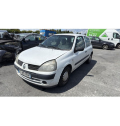Vitre avant gauche RENAULT CLIO 2 CAMPUS