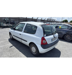 Vitre avant gauche RENAULT CLIO 2 CAMPUS