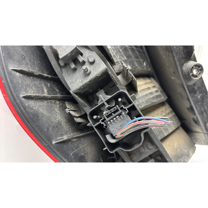 Feu arriere principal droit (feux) RENAULT SCENIC 2 Photo n°6