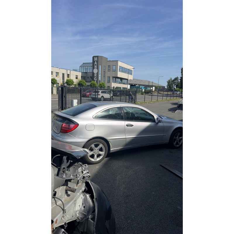 Leve vitre electrique avant gauche MERCEDES CLASSE C 203 COUPE SPORT Photo n°11