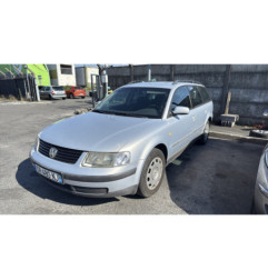 Porte arriere droit VOLKSWAGEN PASSAT 4