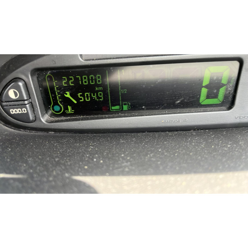Feu arriere principal gauche (feux) CITROEN XSARA PICASSO Photo n°12