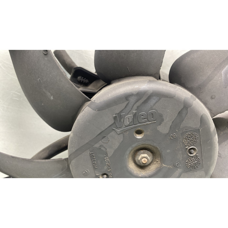 Moto ventilateur radiateur CITROEN C3 2 Photo n°3