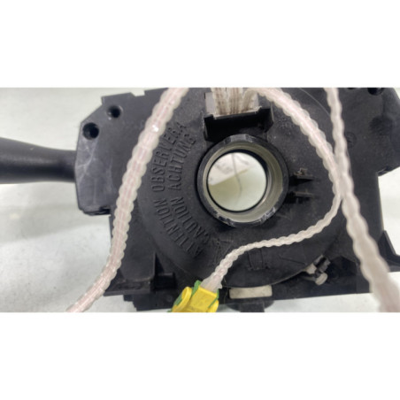Com (Bloc Contacteur Tournant+Commodo Essuie Glace+Commodo Phare) CITROEN C3 1